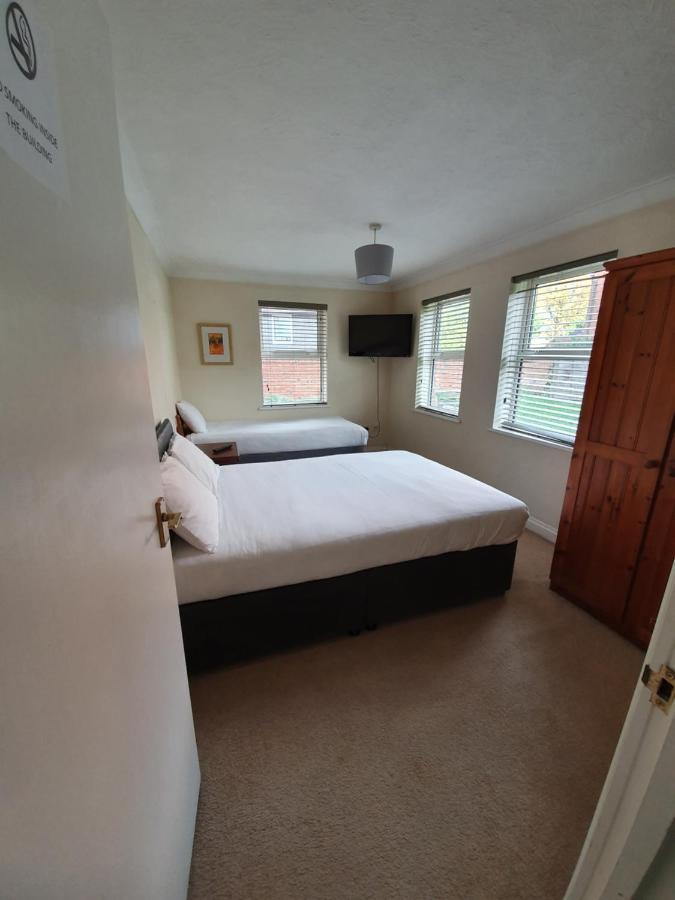 Reading Budget Apartments Luaran gambar
