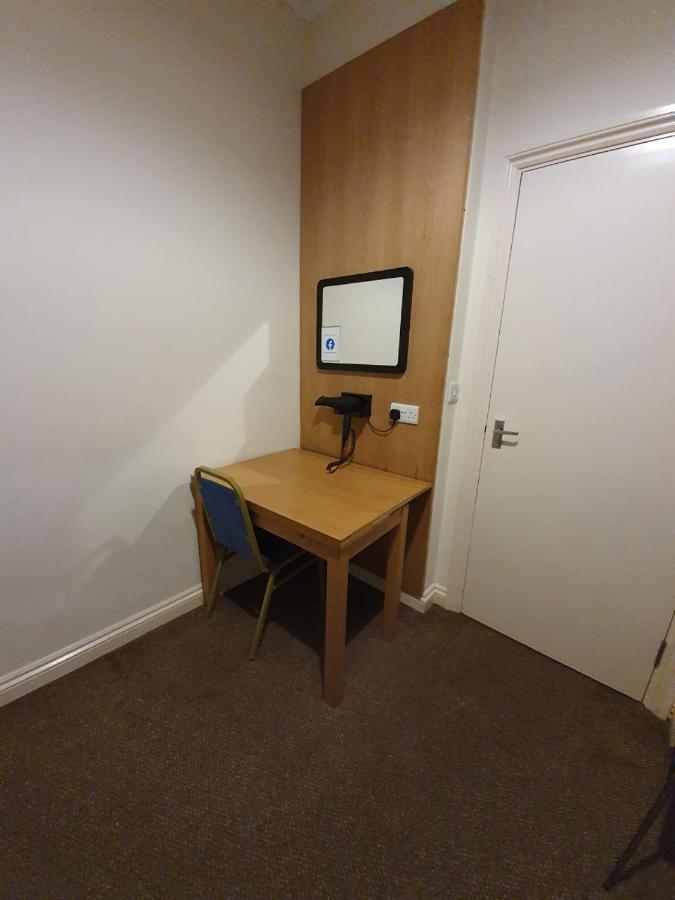 Reading Budget Apartments Luaran gambar