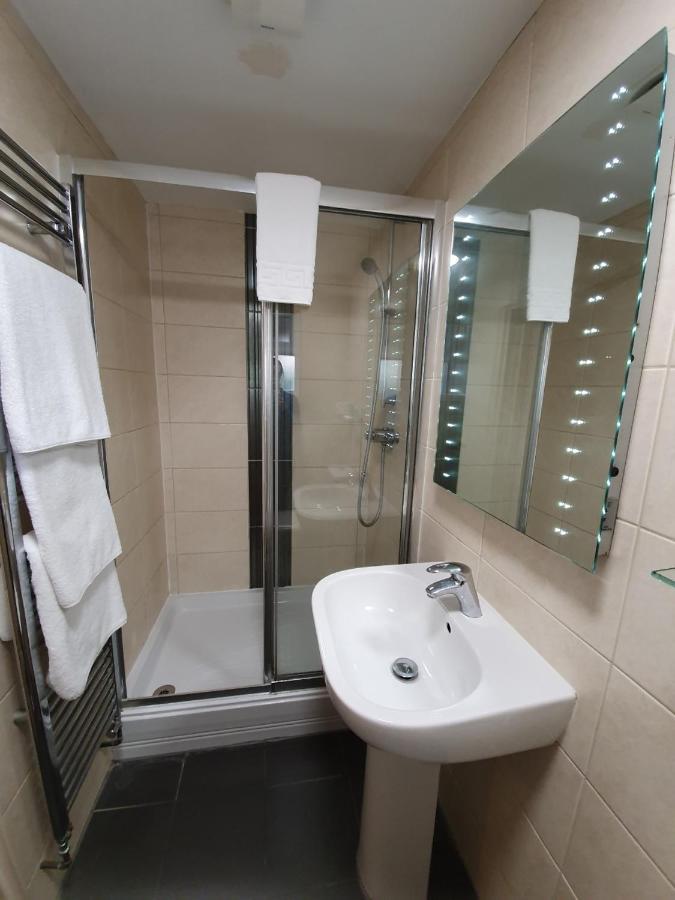 Reading Budget Apartments Luaran gambar