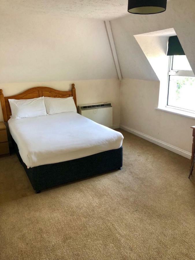 Reading Budget Apartments Luaran gambar